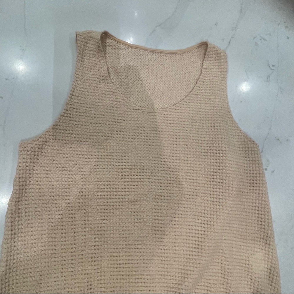 Amazon Beige Knit Fringe Tank and Shorts Set - Picture 12 of 15